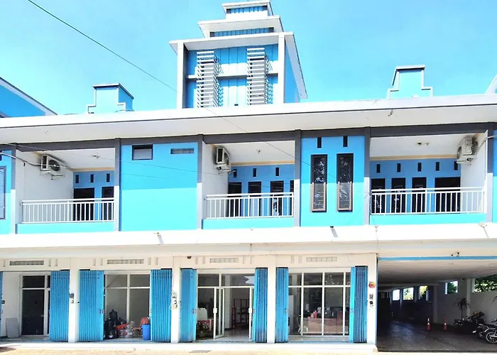 Urbanview The Halona near Jawa Timur Park 4 Malang